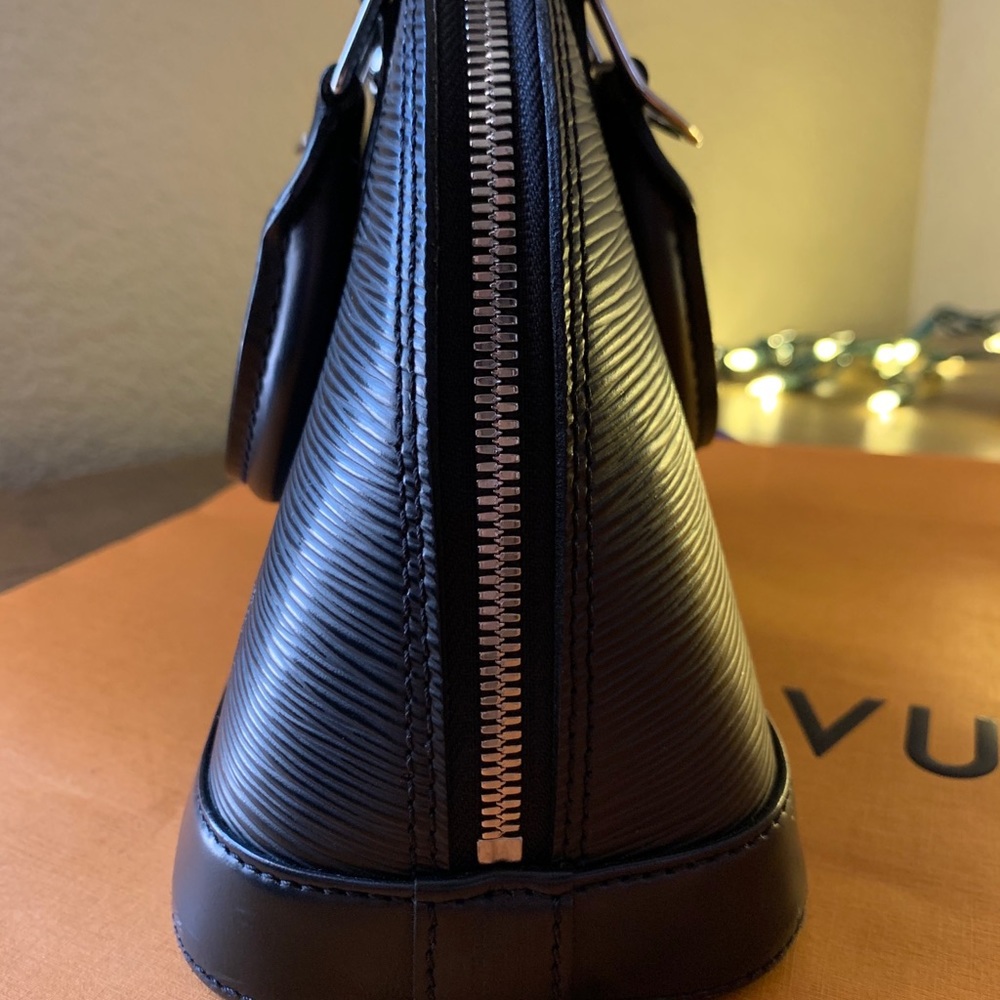 Louis vuitton alma bb epi - Picture 2 of 14